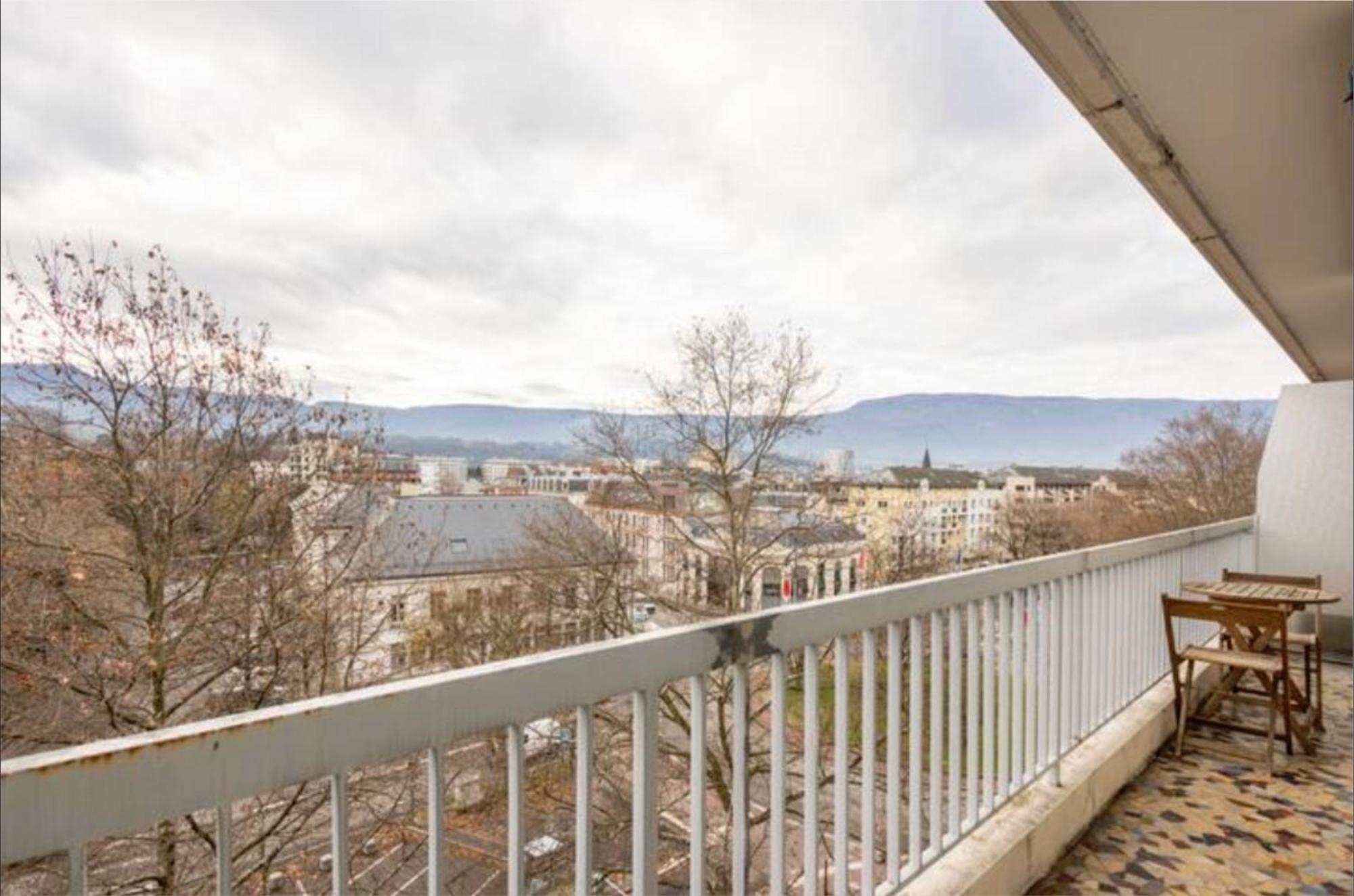 Logement Autour De Moi * * * * * シャンベリ エクステリア 写真