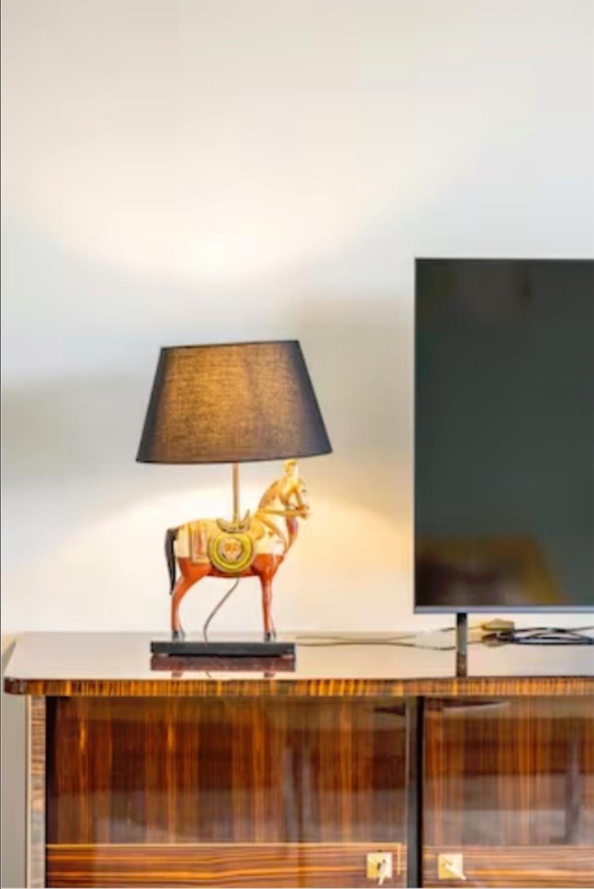 Logement Autour De Moi * * * * * シャンベリ エクステリア 写真